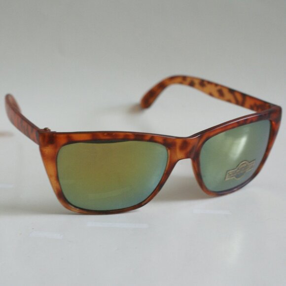 NWT TruVintage Racers Sports style w/ iridium gold mirrored smoke lens Sunglass - Picture 9 of 13